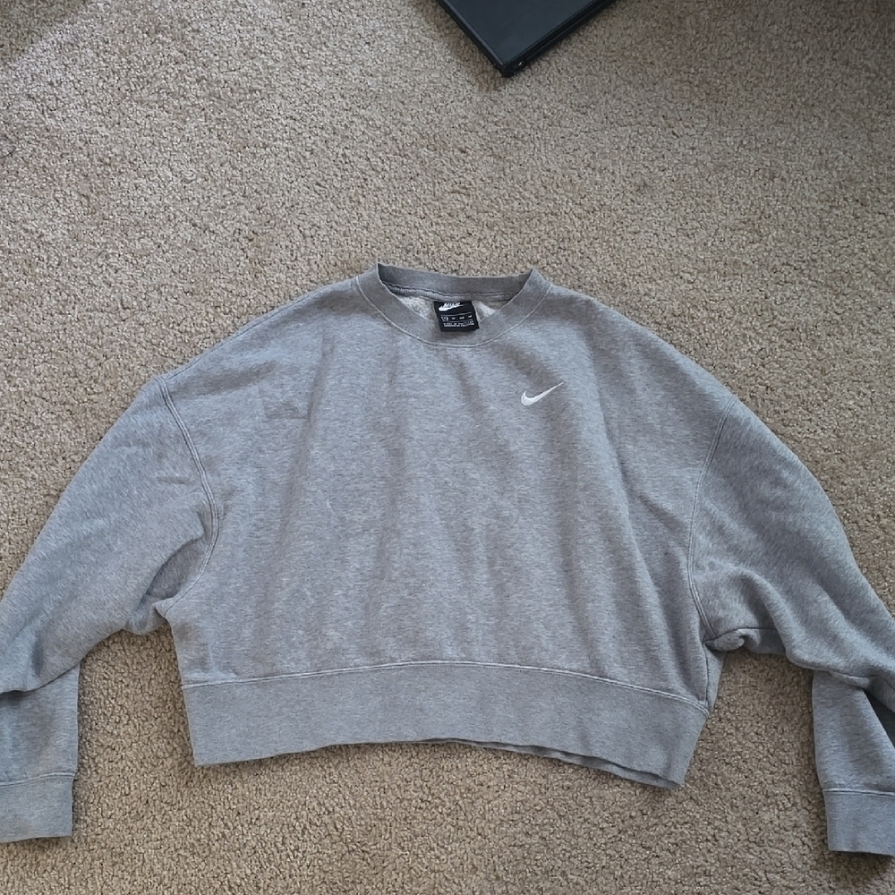 Nike Women's Gray Sweater